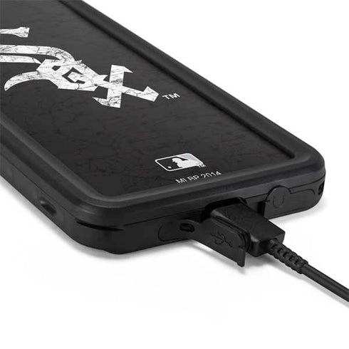 MLB Chicago White Sox - Solid Distressed Galaxy S20 Waterproof Case