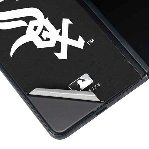 MLB Chicago White Sox - Solid Distressed Galaxy Z Fold4 5G Skin