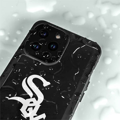 MLB Chicago White Sox - Solid Distressed iPhone 14 Pro Max Waterproof Case