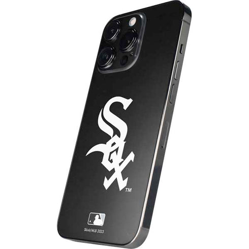 MLB Chicago White Sox - Solid Distressed iPhone 15 Pro Skin