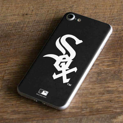 MLB Chicago White Sox - Solid Distressed iPhone 7 Skin