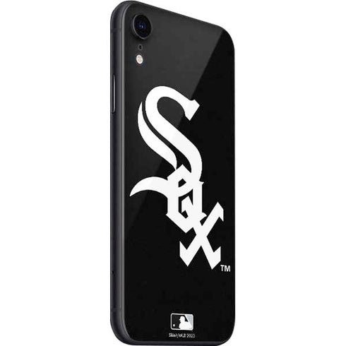 MLB Chicago White Sox - Solid Distressed iPhone SE (2nd & 3rd Gen) Skin