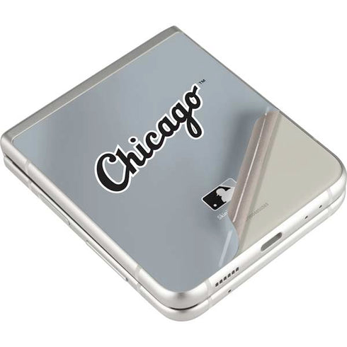 MLB Chicago White Sox Alternate/Away Jersey Galaxy Z Flip4 5G Skin