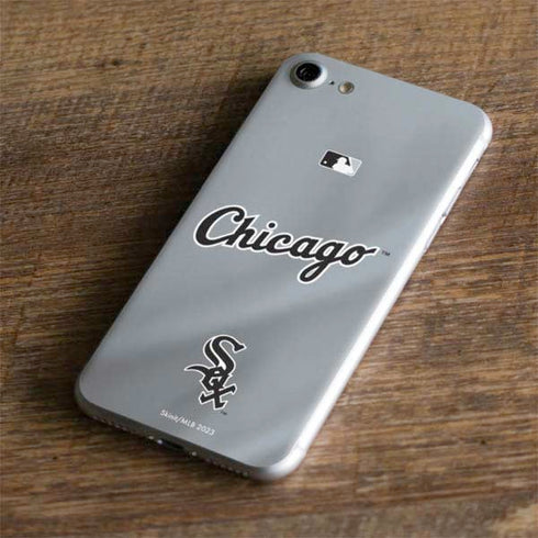MLB Chicago White Sox Alternate/Away Jersey iPhone 8 Skin