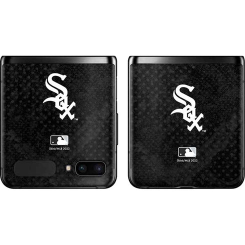 MLB Chicago White Sox Dark Wash Galaxy Z Flip Skin