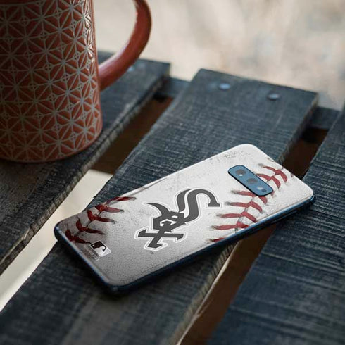 MLB Chicago White Sox Game Ball Galaxy S10e Skin