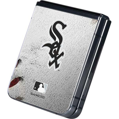 MLB Chicago White Sox Game Ball Galaxy Z Flip5 5G Skin
