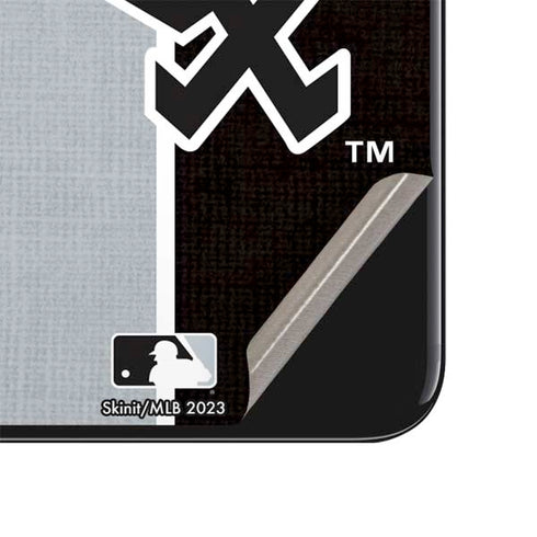 MLB Chicago White Sox Split iPhone SE (2nd & 3rd Gen) Skin