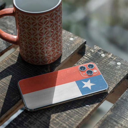 Chile Flag Distressed iPhone 11 Pro Skin