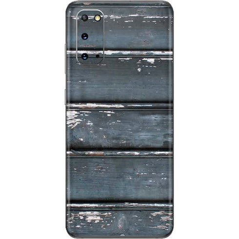 Chipped Blue Wood Galaxy S20 Skin