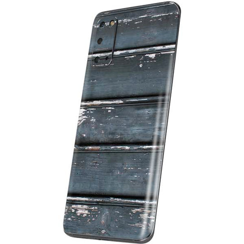 Chipped Blue Wood Galaxy S20 Skin