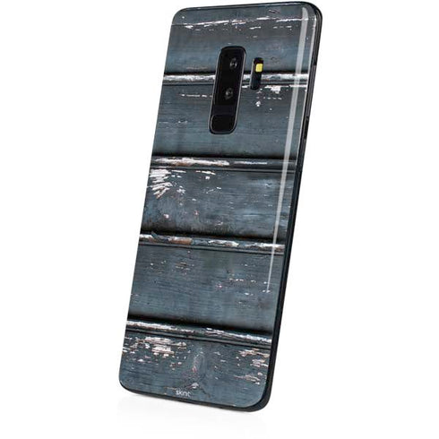 Chipped Blue Wood Galaxy S9 Plus Skin