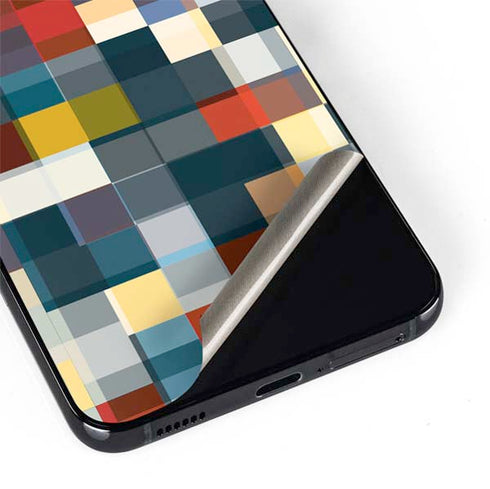 Chromatic 09 Galaxy S22 Skin