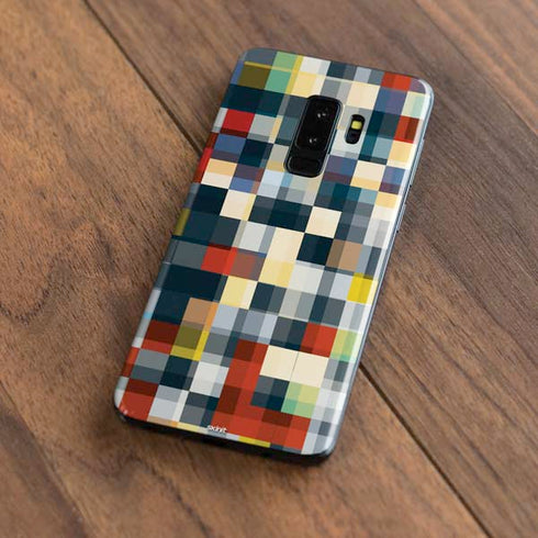 Chromatic 09 Galaxy S9 Plus Skin