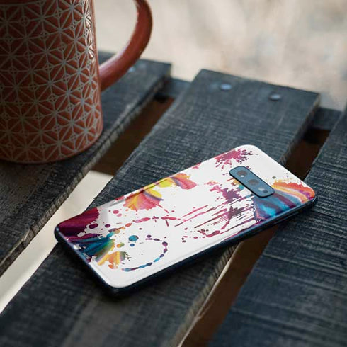 Chromatic Splatter White Galaxy S10e Skin