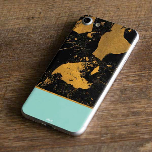 Chunky Marble iPhone 7 Skin