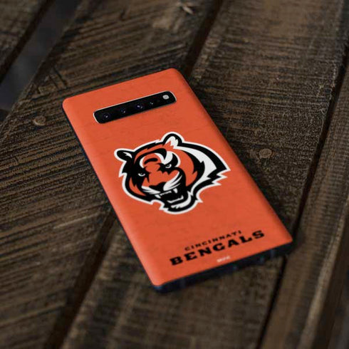 NFL Cincinnati Bengals - Alternate Distressed Galaxy S10 Plus Skin
