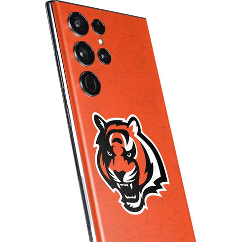 NFL Cincinnati Bengals - Alternate Distressed Galaxy S22 Ultra Skin