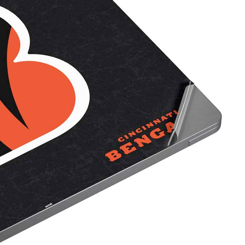 NFL Cincinnati Bengals - Distressed Universal Laptop 17in (13.8 x 10in) Skin