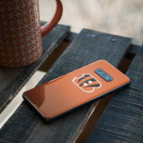 NFL Cincinnati Bengals Breakaway Galaxy S10e Skin