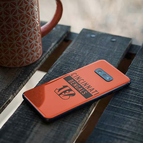 NFL Cincinnati Bengals Orange Performance Series Galaxy S10e Skin
