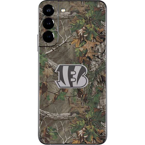 NFL Cincinnati Bengals Realtree Xtra Green Camo Galaxy S22 Plus Skin