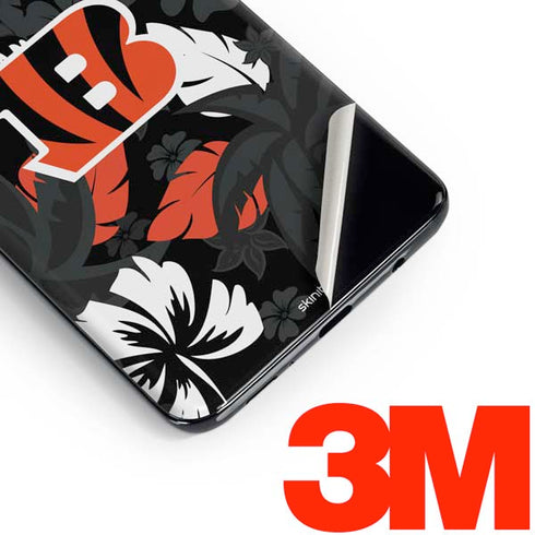 NFL Cincinnati Bengals Tropical Print Galaxy S10e Skin