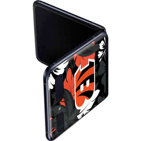 NFL Cincinnati Bengals Tropical Print Galaxy Z Flip Skin