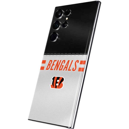 NFL Cincinnati Bengals White Striped Galaxy S22 Ultra Skin
