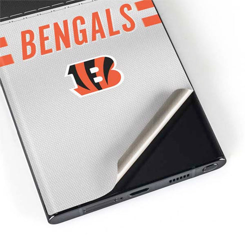NFL Cincinnati Bengals White Striped Galaxy S22 Ultra Skin