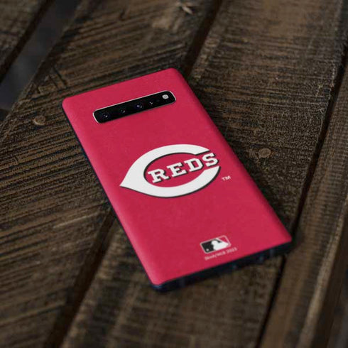 MLB Cincinnati Reds - Solid Distressed Galaxy S10 Skin