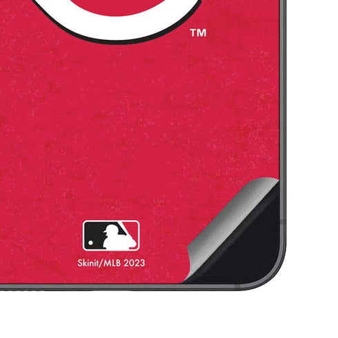 MLB Cincinnati Reds - Solid Distressed Galaxy S23 FE Skin