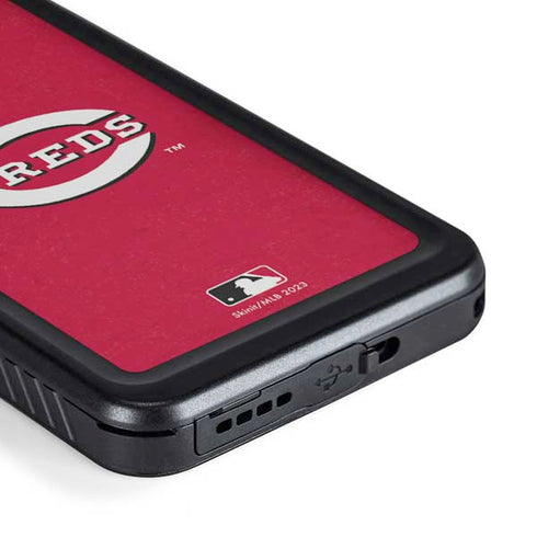 MLB Cincinnati Reds - Solid Distressed Galaxy S23 Waterproof Case