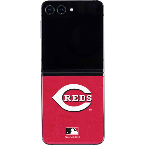 MLB Cincinnati Reds - Solid Distressed Galaxy Z Flip5 5G Skin