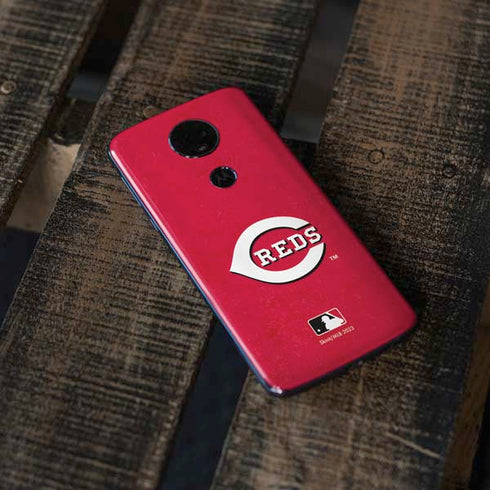 MLB Cincinnati Reds - Solid Distressed Moto E5 Plus Skin