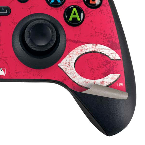 MLB Cincinnati Reds - Solid Distressed Xbox Series X Bundle Skin