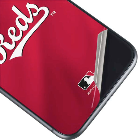 MLB Cincinnati Reds Alternate/Away Jersey iPhone 11 Skin