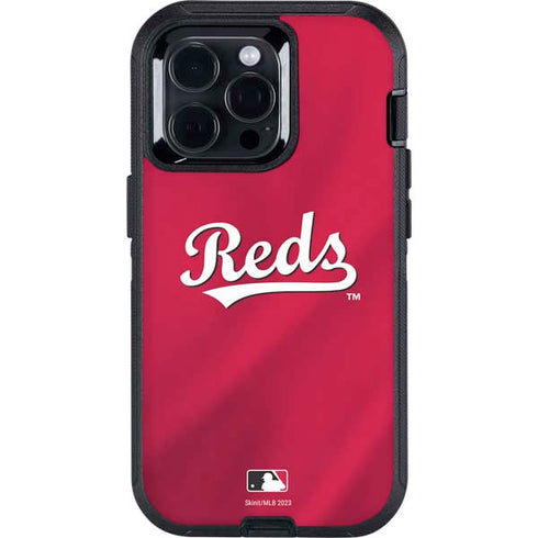 MLB Cincinnati Reds Alternate/Away Jersey Otterbox Defender iPhone Skin