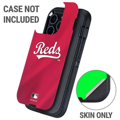 MLB Cincinnati Reds Alternate/Away Jersey Otterbox Defender iPhone Skin