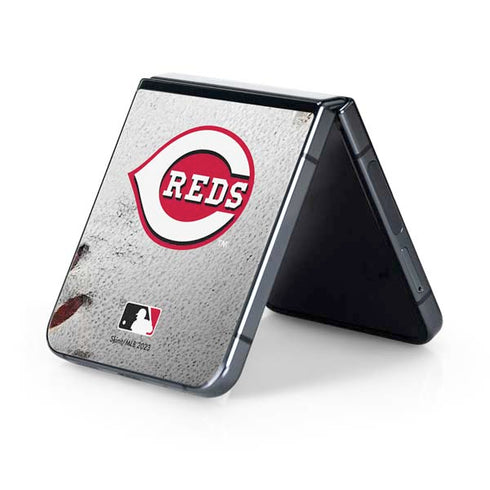 MLB Cincinnati Reds Game Ball Galaxy Z Flip5 5G Skin