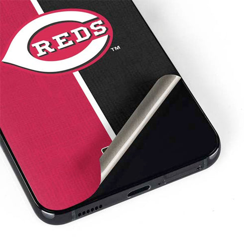 MLB Cincinnati Reds Split Galaxy S22 Skin