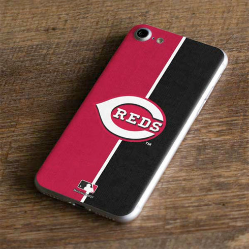 MLB Cincinnati Reds Split iPhone 7 Skin