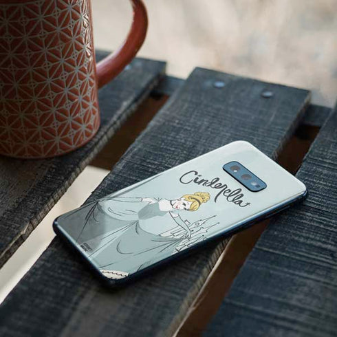 Disney Princess Cinderella Curtsy Art Galaxy S10e Skin