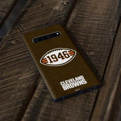 NFL Cleveland Browns Alternate Distressed Galaxy S10 Plus Skin