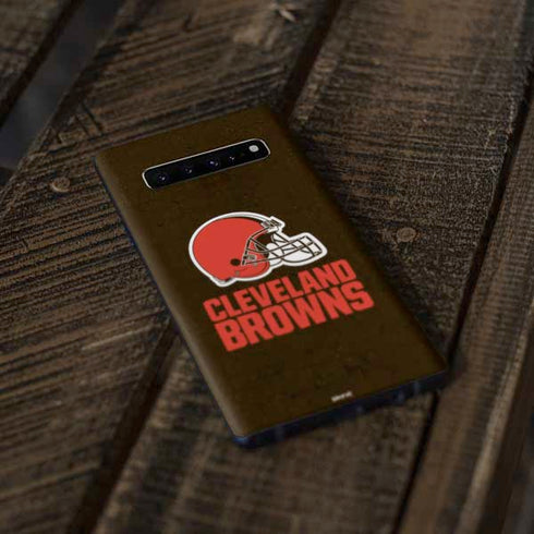 NFL Cleveland Browns Distressed Galaxy S10 Plus Skin