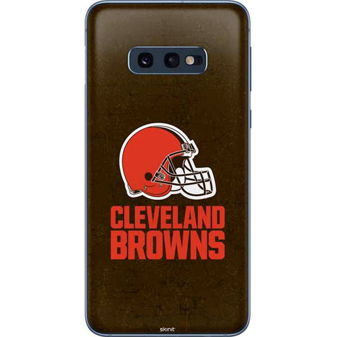 NFL Cleveland Browns Distressed Galaxy S10e Skin