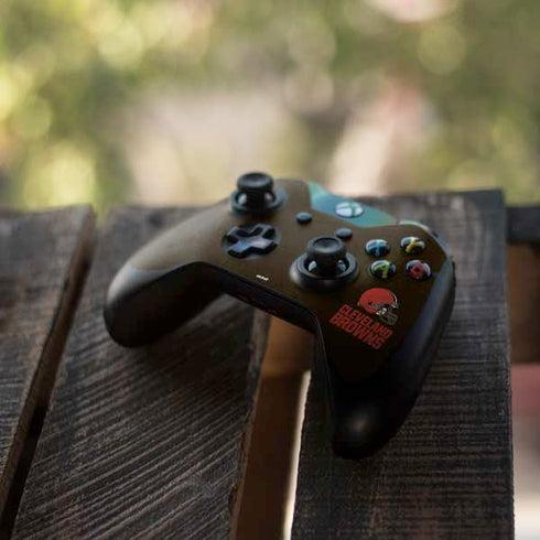 NFL Cleveland Browns Distressed Xbox One Controller Skin