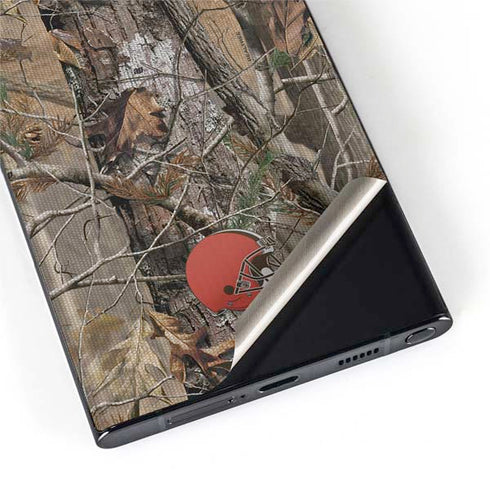 NFL Cleveland Browns Realtree AP Camo Galaxy S22 Ultra Skin