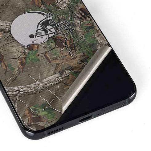 NFL Cleveland Browns Realtree Xtra Green Camo Galaxy S22 Skin