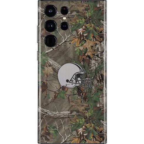 NFL Cleveland Browns Realtree Xtra Green Camo Galaxy S22 Ultra Skin